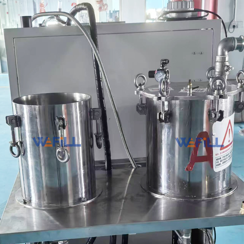 High-quality stainless steel pressure tank designed for stable adhesive storage and material feeding, suitable for epoxy resin, polyurethane, acrylic, and other two-component adhesives.